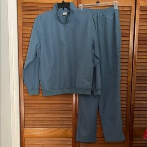 Izod women’s rain suit